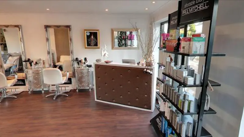 Glam Orpington hairdresser's , Q65 (photo 4)