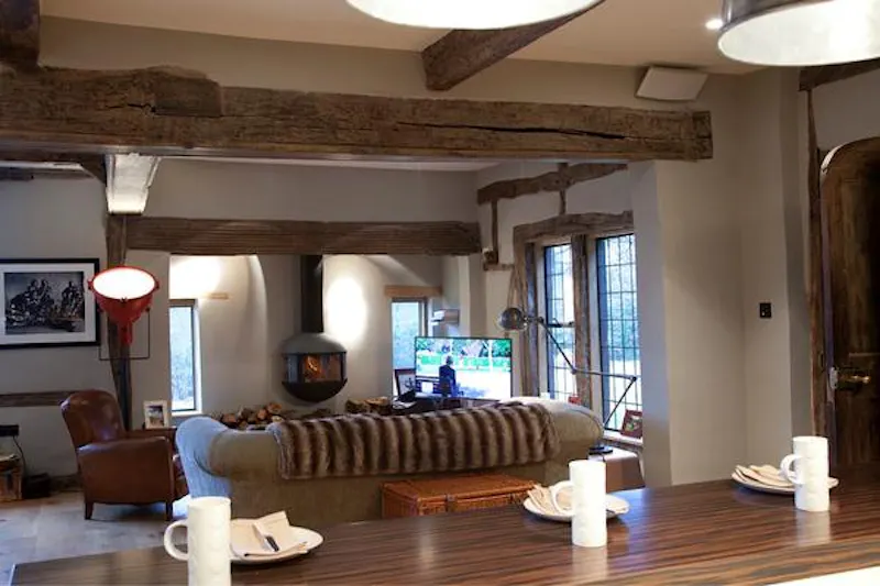 Cosy country Haslemere home, E384 (photo 8)
