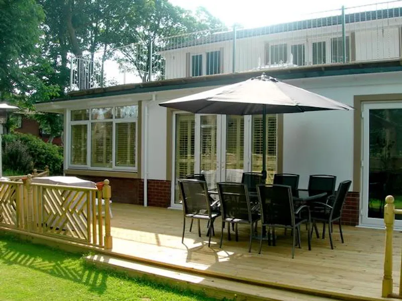 Terrace/Patio at Film location D2137 in Manchester (photo 11)