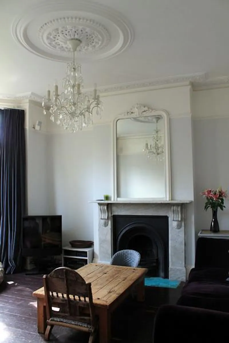 Fireplace at Cricklewood family house, B1607 (photo 3)