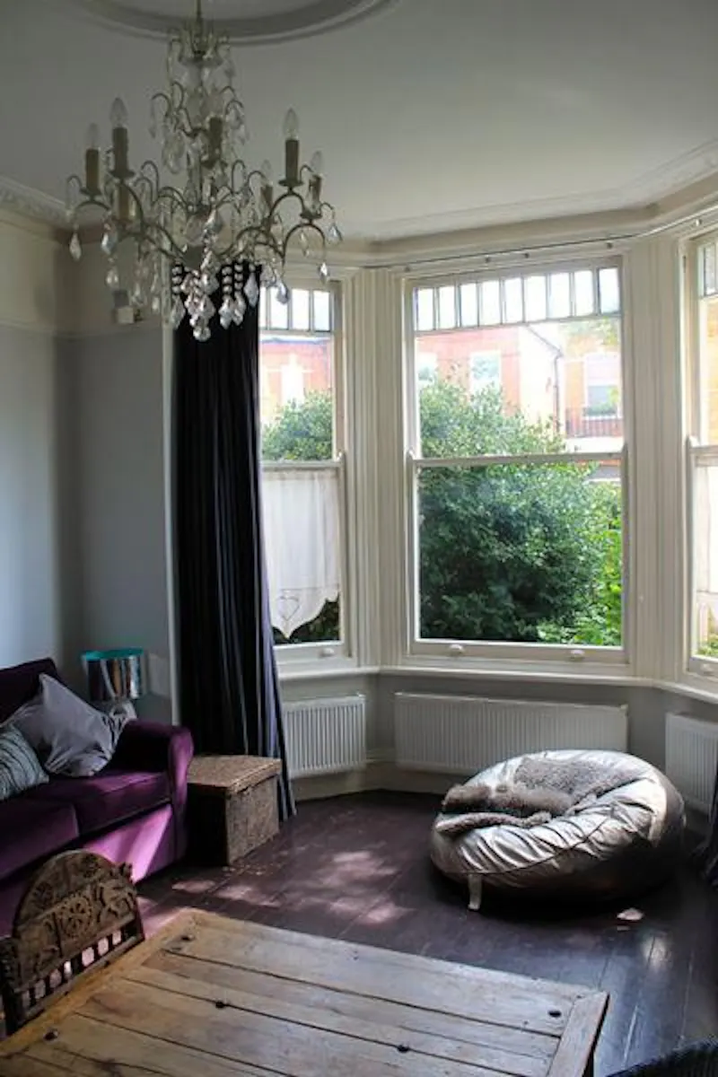Living Room at Cricklewood family house, B1607 (photo 4)