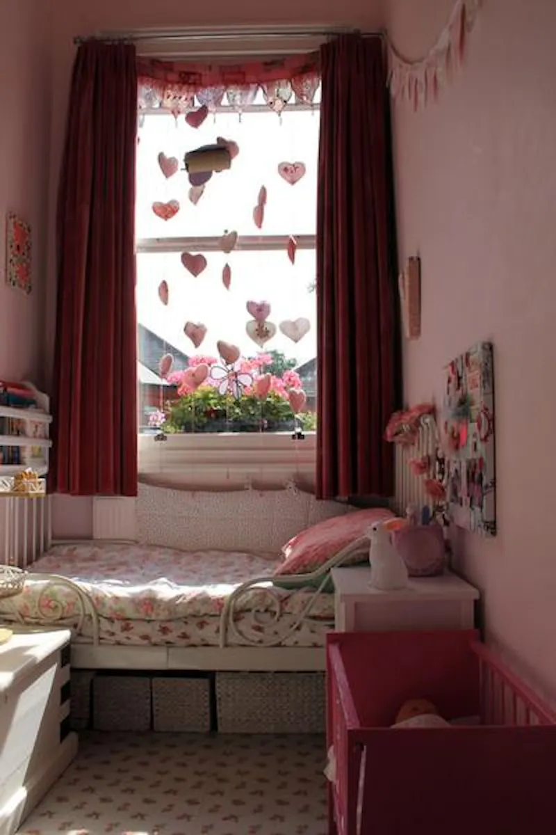 Bedroom - child's at Cricklewood family house, B1607 (photo 16)