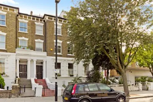 Modern Kentish Town garden flat, F1028