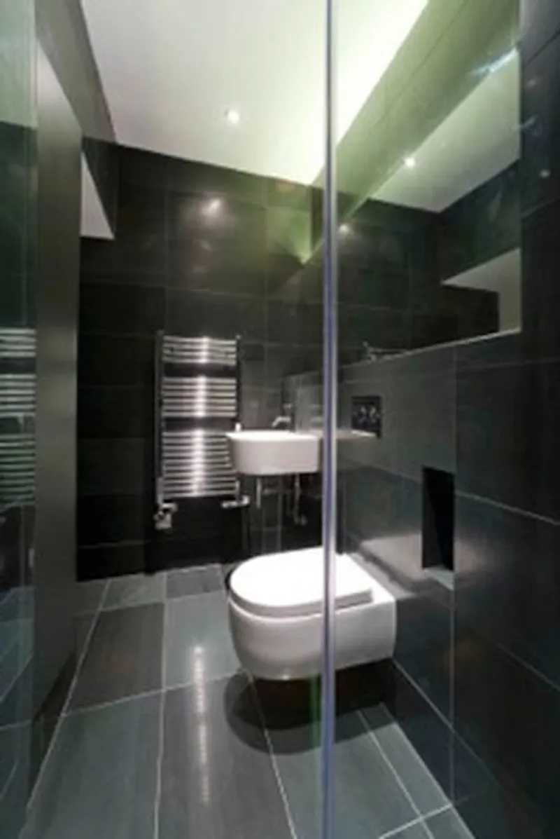 Bathroom at Modern Kentish Town garden flat, F1028 (photo 19)