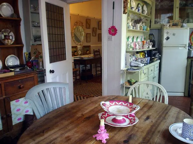 Brighton family home, B1609 (photo 9)