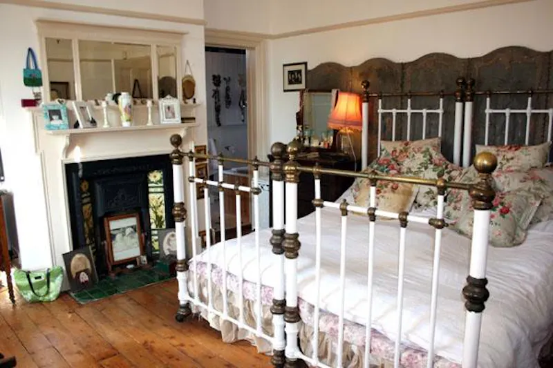 Bedroom at Brighton family home, B1609 (photo 20)