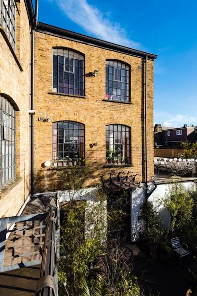 East meets West Kilburn loft , F502 (photo 1)