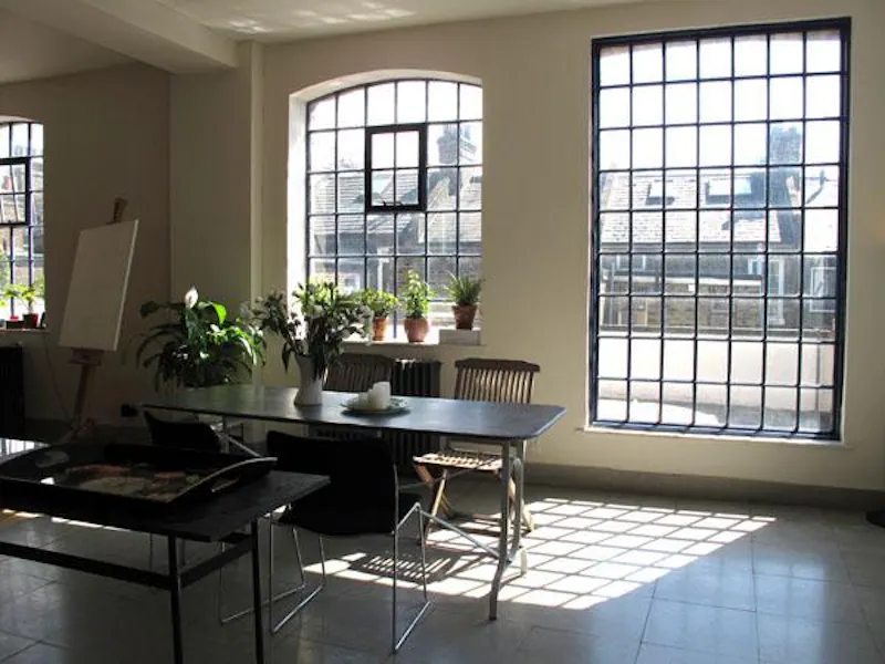 Dining room at Japan-inspired Kilburn loft, F503 (photo 8)