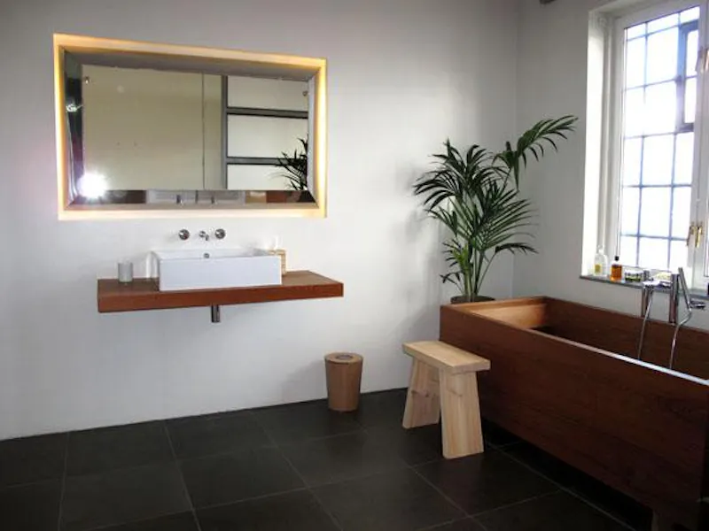 Bathroom at Japan-inspired Kilburn loft, F503 (photo 24)