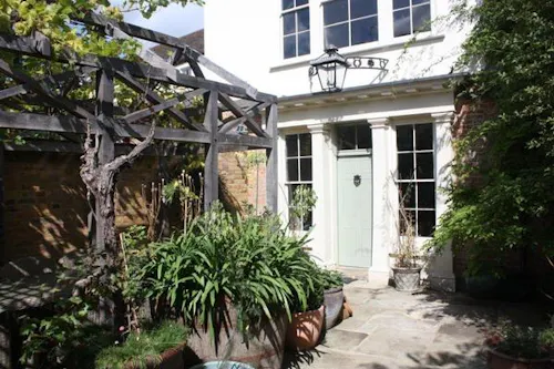 Rustic country style in Rochester, A1308