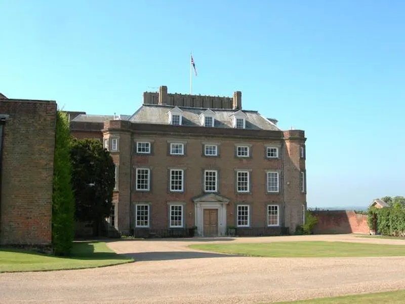 Kemsing estate, A1309 (photo 1)