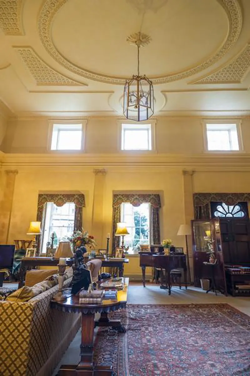 Drawing room at Exquisite stately home Melton, A1310 (photo 6)