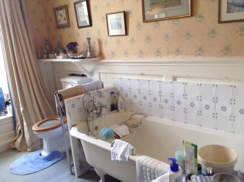 Bath at Exquisite stately home Melton, A1310 (photo 51)