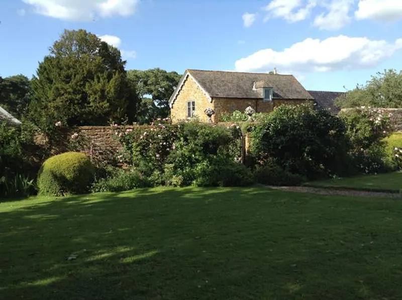 Exquisite stately home Melton, A1310 (photo 65)
