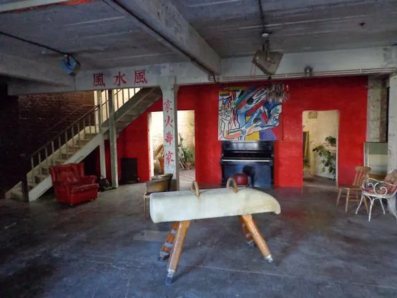 Floor - concrete at Versatile Deptford studio, N233 (photo 2)
