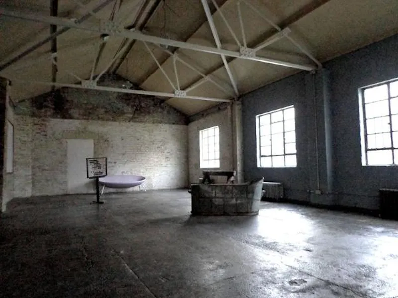 Versatile Deptford studio, N233 (photo 35)