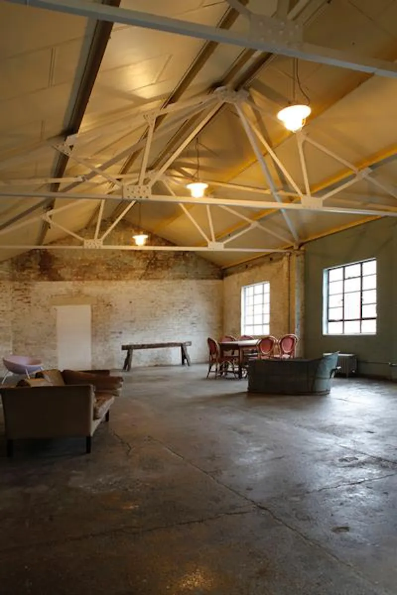 Versatile Deptford studio, N233 (photo 36)