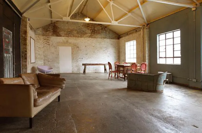 Exposed brick at Versatile Deptford studio, N233 (photo 37)