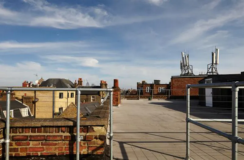 Versatile Deptford studio, N233 (photo 45)