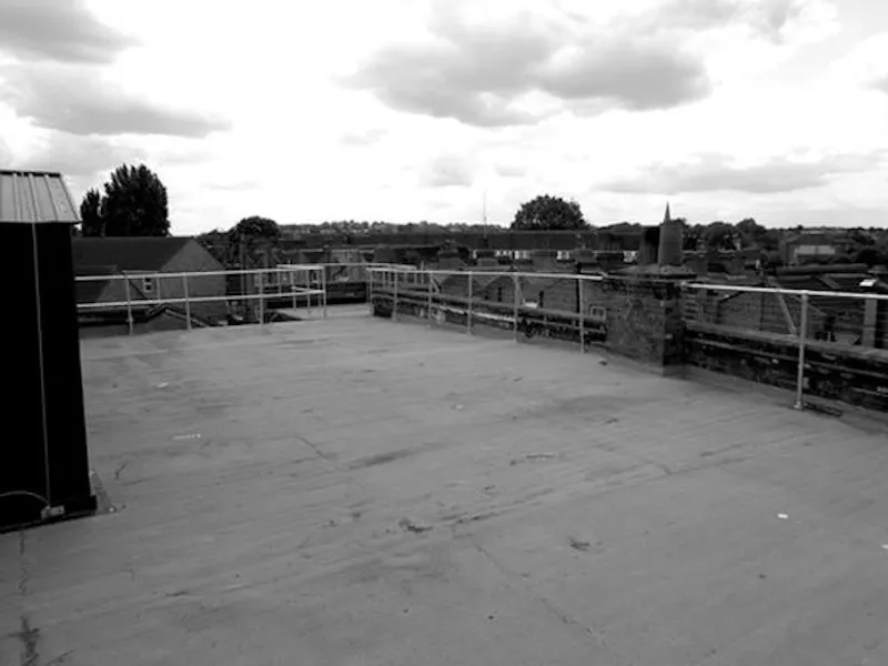 Versatile Deptford studio, N233 (photo 47)