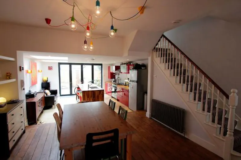 Dining room at East Dulwich family house, B1007 (photo 5)