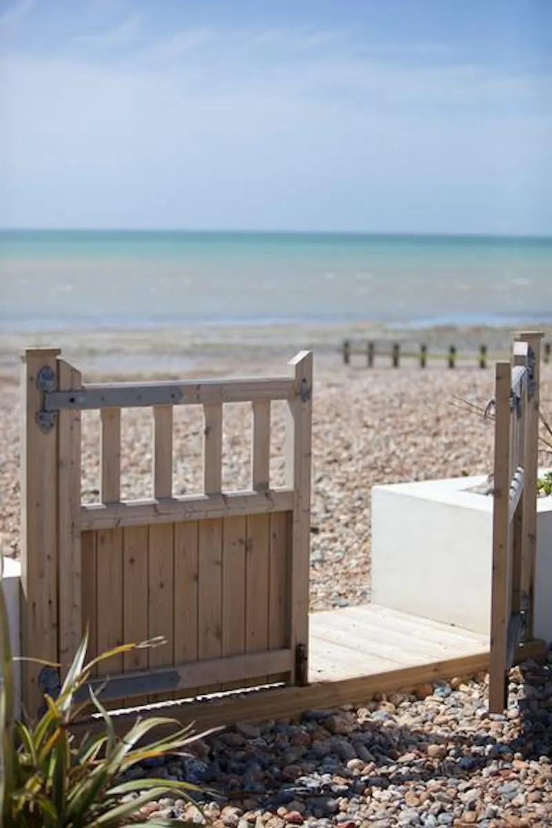 Views - sea at Littlehampton beach house, C840 (photo 18)