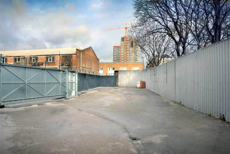 Bromley-by-Bow industrial studio, N234 (photo 3)