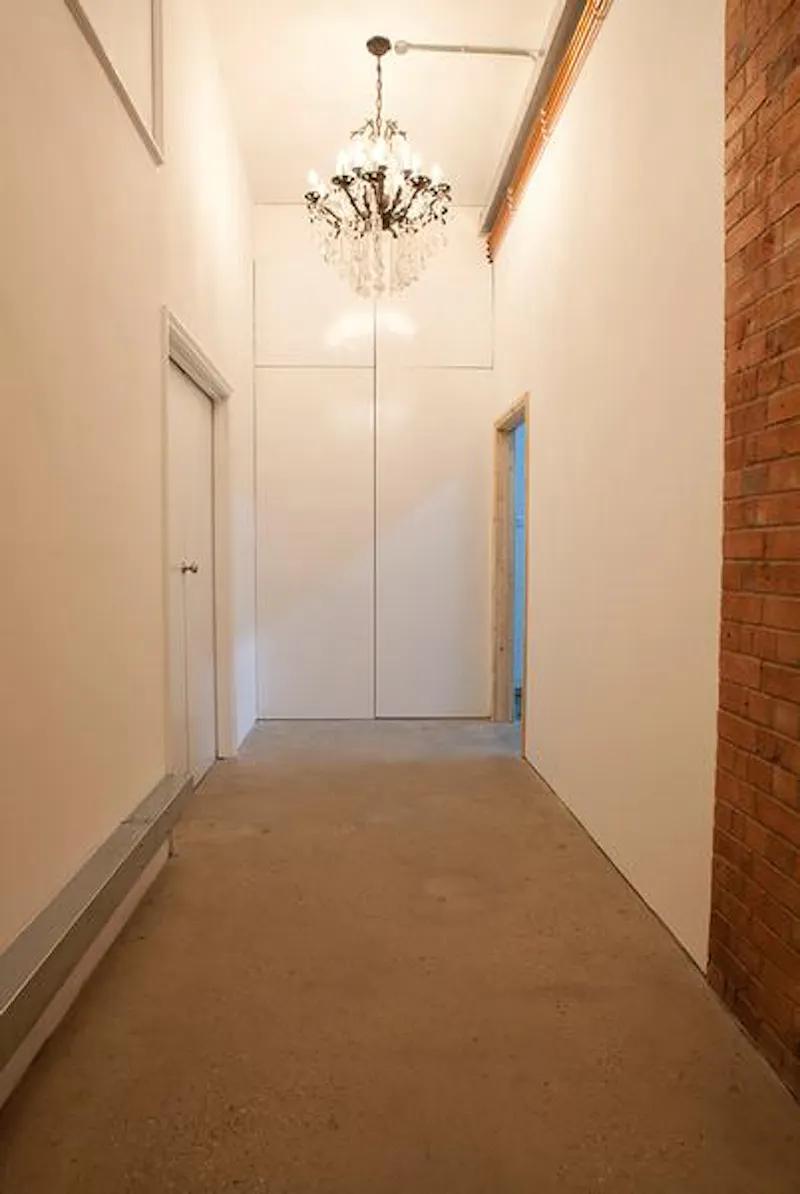 Corridor at Bromley-by-Bow industrial studio, N234 (photo 12)