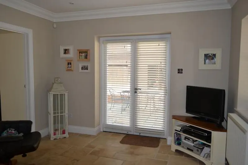 Stone cottage in Basingstoke, C839 (photo 5)
