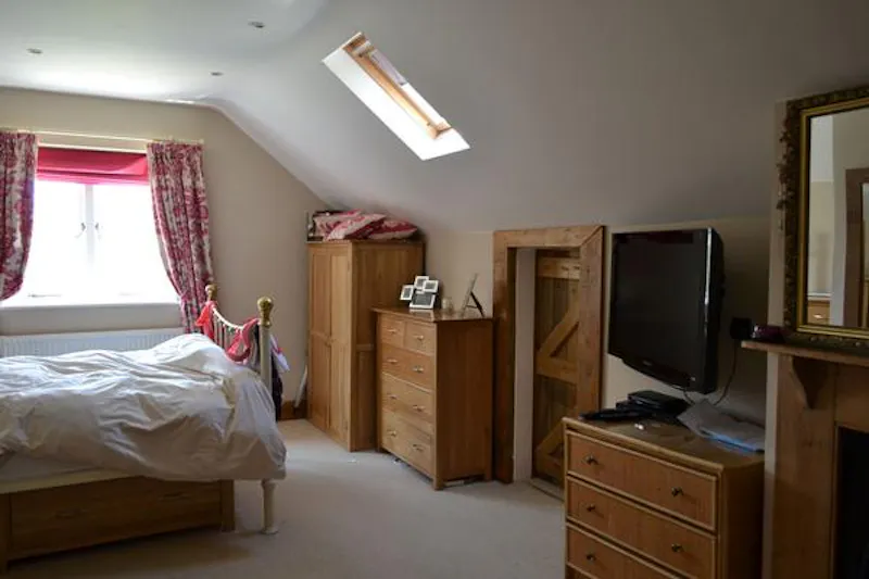 Stone cottage in Basingstoke, C839 (photo 19)