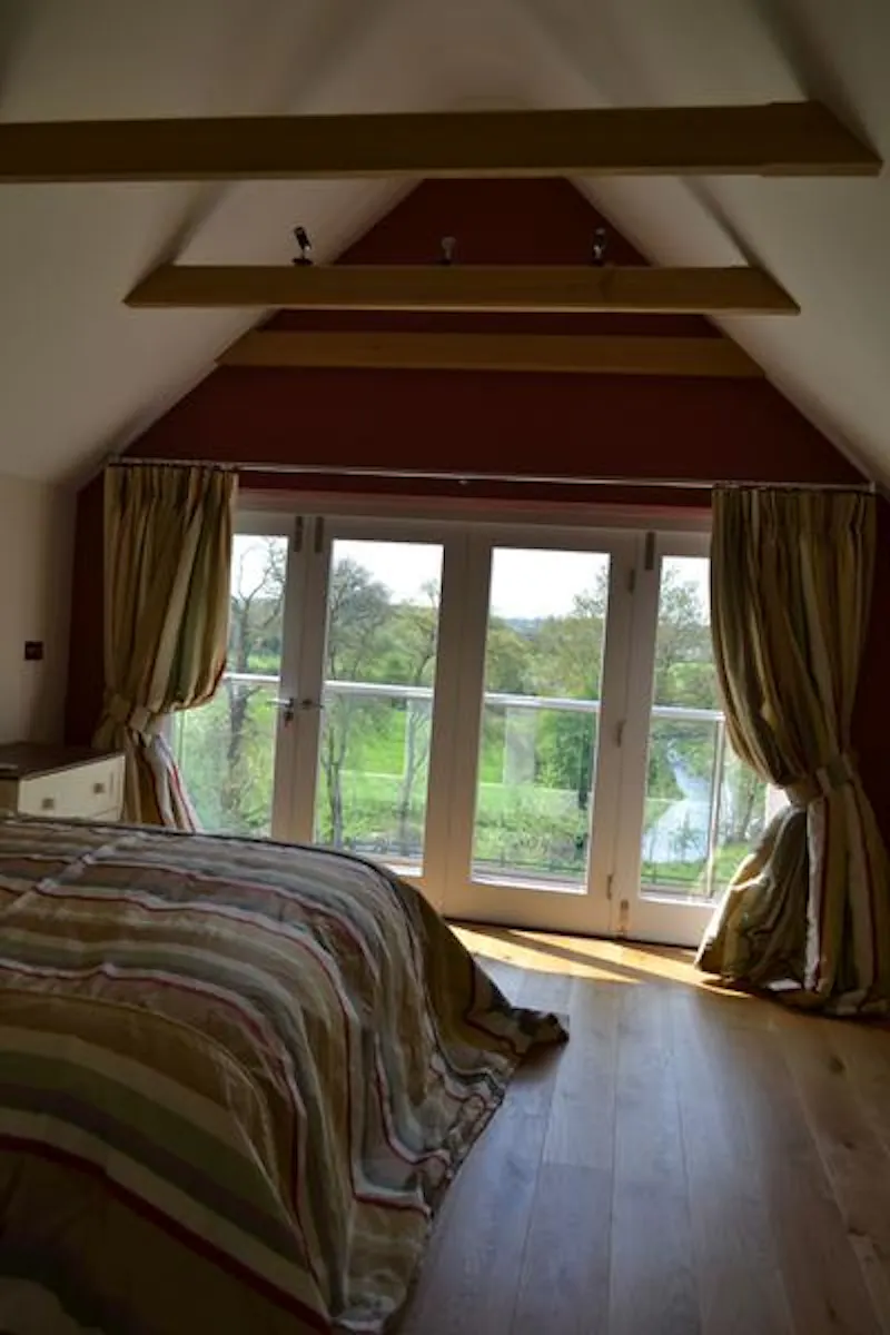 Bedroom at Stone cottage in Basingstoke, C839 (photo 24)