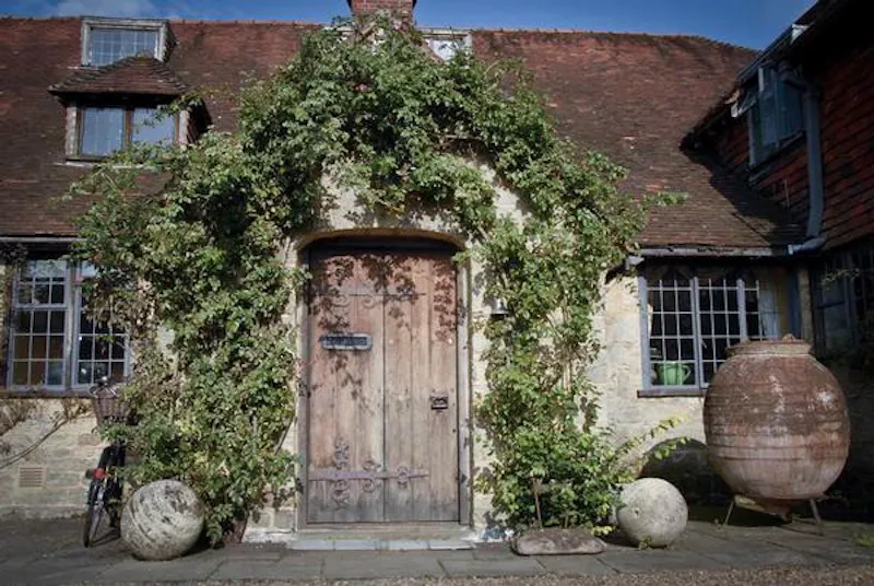 West Sussex medieval manor, H170 (photo 23)