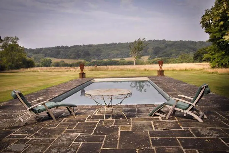 Swimming pool - outdoor at West Sussex medieval manor, H170 (photo 25)