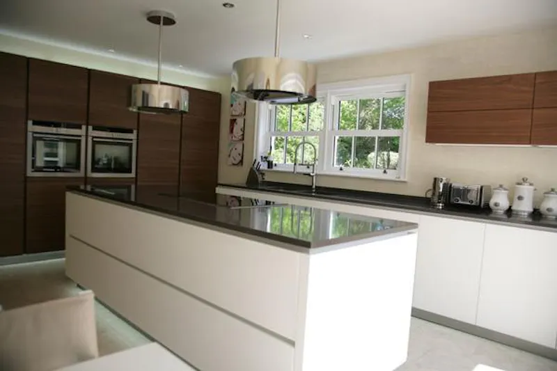 Kitchen at Film location D2144 in East Sussex (photo 11)