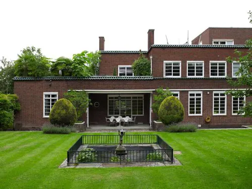 Art Deco Herne Hill house, D2145