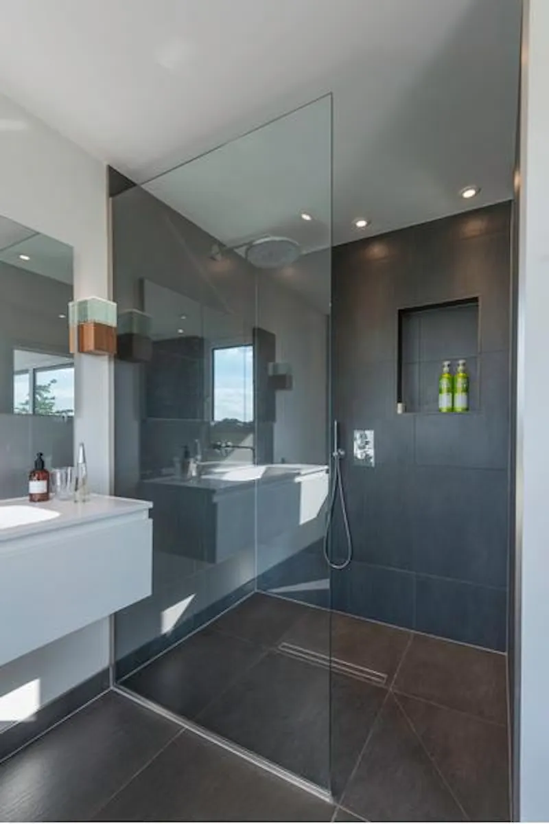 Stunning modern Surbiton house, K375 (photo 30)