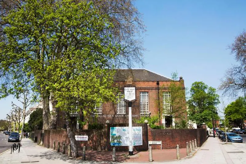 Vast Regent's Park events space, P587 (photo 13)