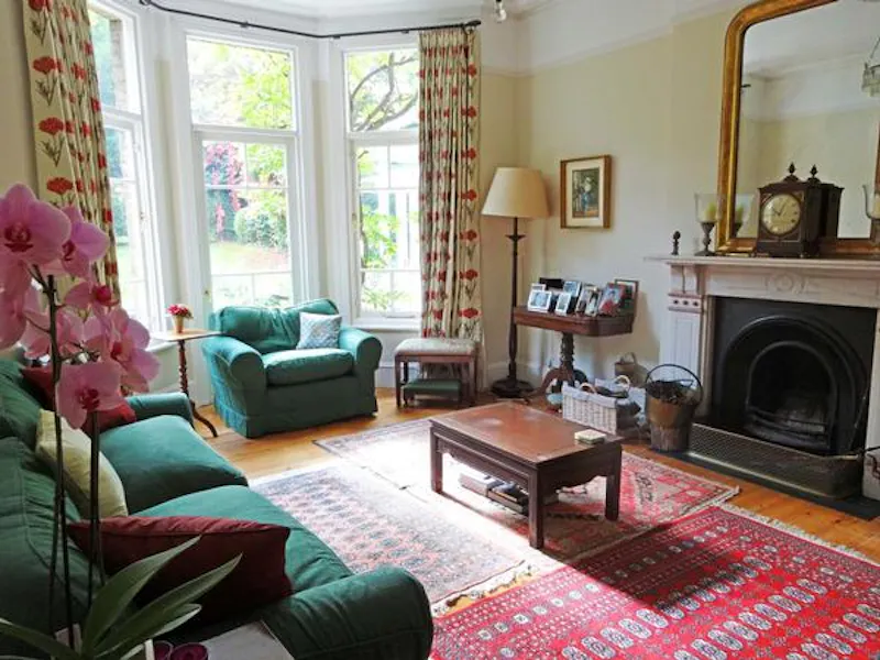 Fireplace at Detached Dulwich stills house , B1618 (photo 6)