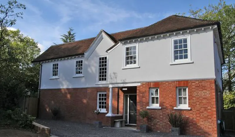 Film location D2153 in Surrey (photo 3)