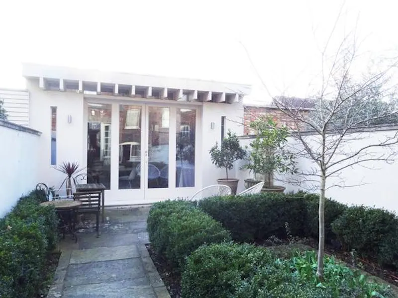 Camberwell house with pavillion, A1330 (photo 41)