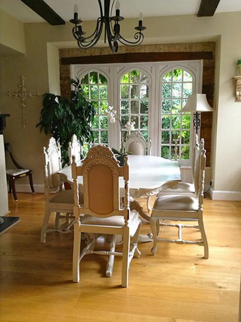 Dining room at Tudor style warm Watford home, M284 (photo 9)
