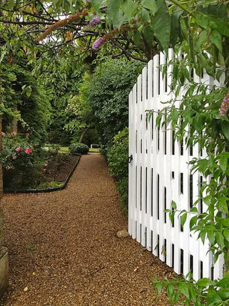Gate at Tudor style warm Watford home, M284 (photo 35)