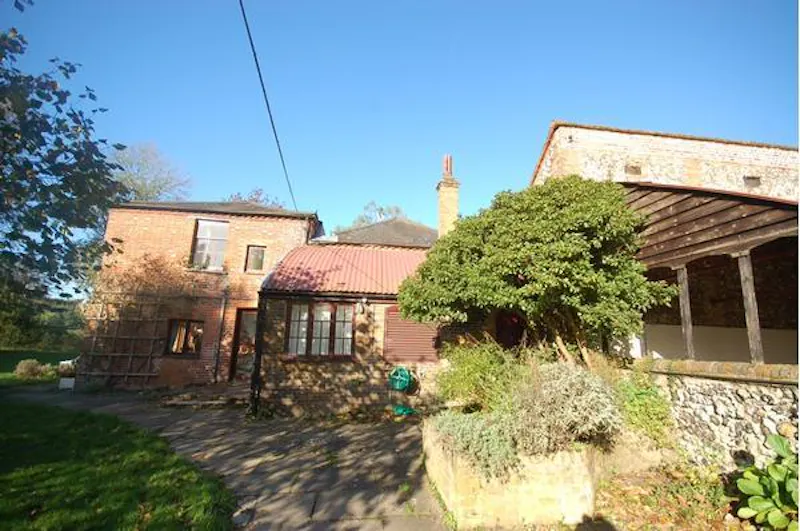 Film location L642 in Hertfordshire (photo 23)