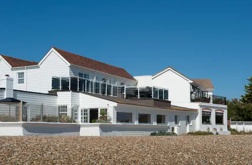 Angmering on Sea beach house, C842