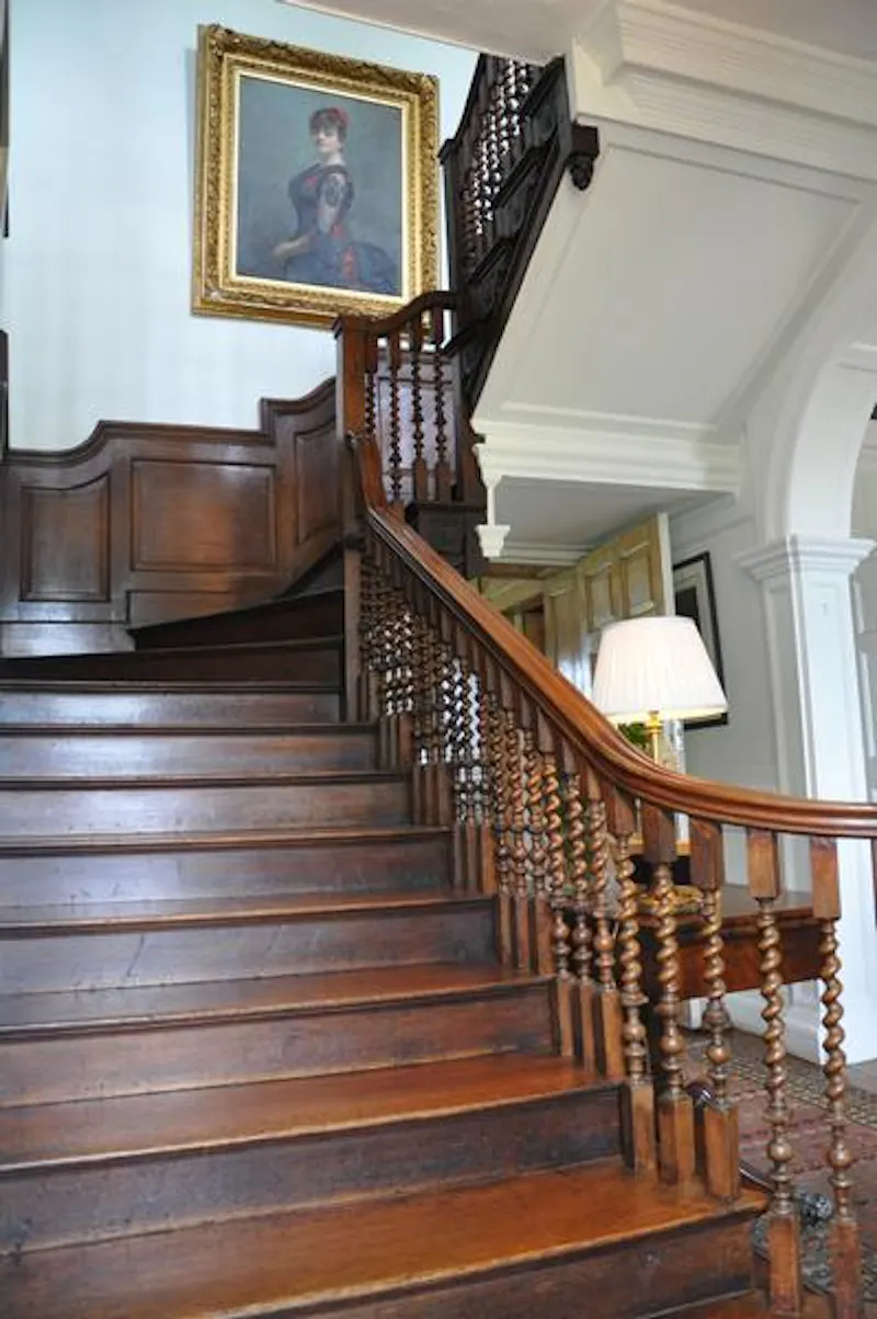 4-storey Eggington country house, A1328 (photo 14)