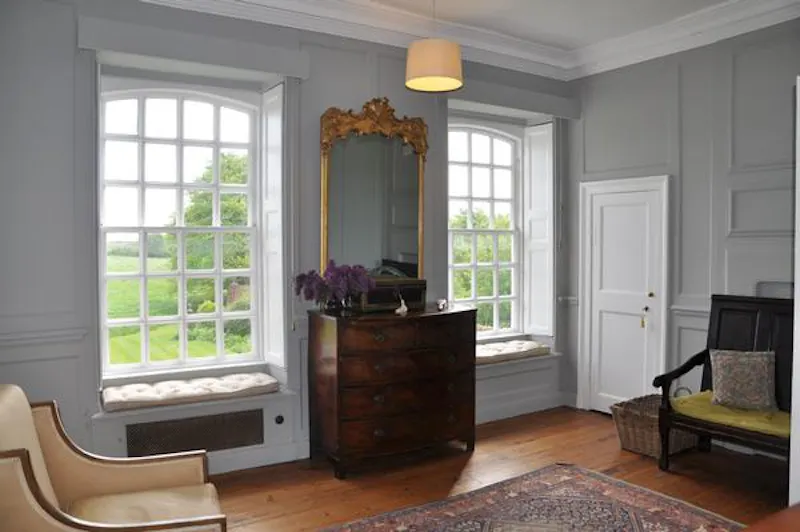 4-storey Eggington country house, A1328 (photo 16)