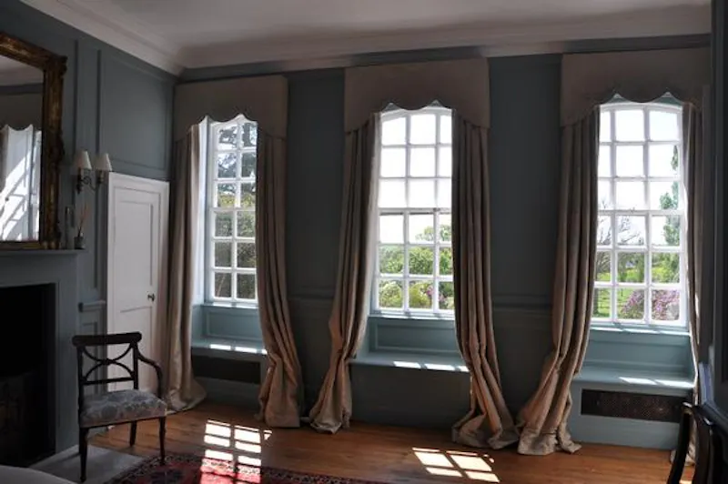 4-storey Eggington country house, A1328 (photo 21)