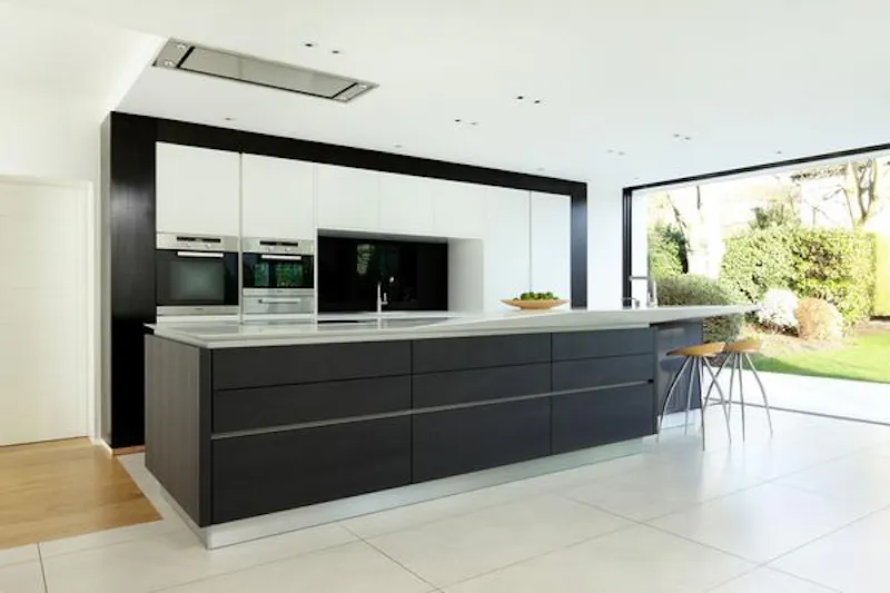 Kitchen at Ultra-modern Wimbledon house, K378 (photo 2)