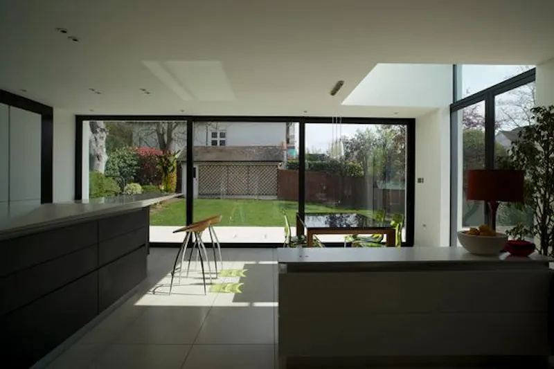 Ultra-modern Wimbledon house, K378 (photo 9)