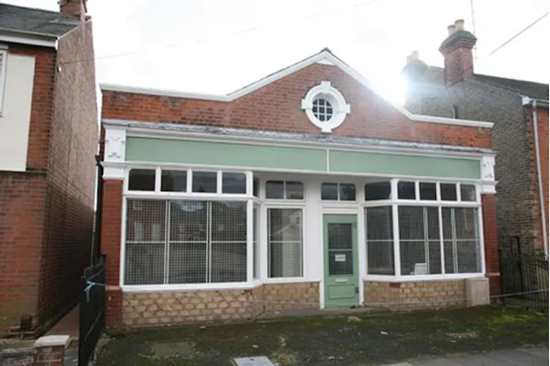 Colchester space with shop front, N247 (photo 1)